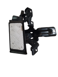 ESTRIBO APOIA PÉ TRASEIRO ESQUERDO FIAT STRADA 2008 A 2020