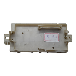 CAIXA FUSÍVEL MITSUBISHI L200 2013 A 2018 1693