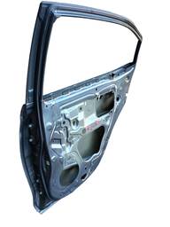 PORTA TRASEIRA DIREITA YARIS SEDAN 2019 2020 2021/..