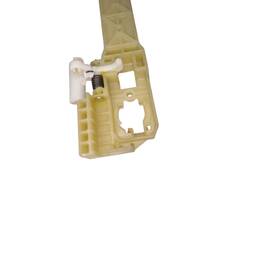 SUPORTE MÇANETA PORTA D.E KIA CERATO 2009