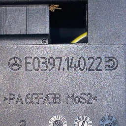 CINZEIRO CONSOLE CENTRAL TRAS MERCEDES E350 05 E0397.140.22