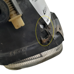 FAROL DE MILHA DIREITA E350 03 A 09 C DETALHE 15729100