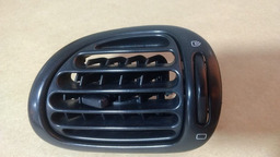 Difusor De Ar Lateral Direito Do Painel Peugeot 206 99 010
