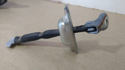 Limitador Porta Traseira Direita Corolla 2015 / 2019