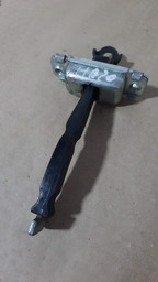 Limitador Da Porta Traseira Direita Hb20 2012/2019