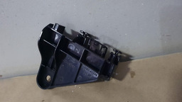 Guia Suporte Direito Do Parachoque Traseiro Corolla 2015 /19