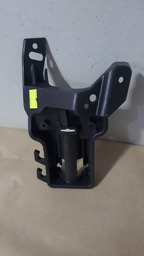SUPORTE ESGUICHO FAROL DIREITO RENAULT FLUENCE