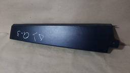 Moldura Coluna Porta Traseira Direita Q3 2015 2016 2017 2018