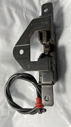 Fechadura Esquerda Tampa Traseira Bmw X5 2001 Á 2006