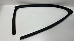 Canaleta Borracha Vidro Hrv 2015/2021 Traseira Direita