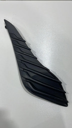 Moldura Milha Direita Tampa Parachoque Toyota Yaris 19 Á 22