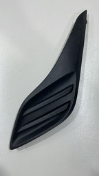 Moldura Farol Milha Esquerdo Toyota Yaris 2018 Á 2020 Orig.