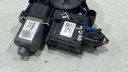 MOTOR VIDRO ELÉTRICO TRASEIRO ESQUERDO FIAT TORO 2017 A 2021