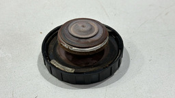 TAMPA DO RADIADOR S10 BLAZER 99 A 11 ORIGINAL USADO