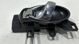 Maçaneta Interna Traseira Esquerda Nissan March 2011 Á 2020