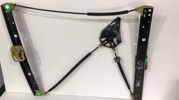 Máquina Vidro Dianteir Esquerda Q3 13 À 18 8u0837461 S/motor