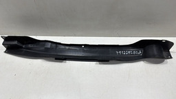 Acabamento Inferior Painel Traseiro Nissan March 2014 A 19