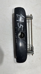 Macaneta Tampa Traseira Volkswagen Polo 2003/2008 6q6827565