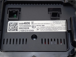 CENTRAL MULTIMIDIA EQUINOX Nº 84504606 TEM UM RISCO NA TELA