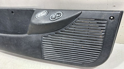 Porta Objetos  Dianteiro Esquerdo Corsa 99 A 2004 4 Portas