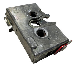 FECHADURA PORTA TRASEIRA VERSAILLES QUANTUM SANTANA 32783901