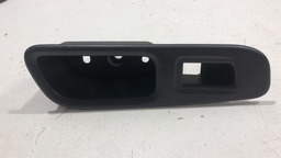 Moldura Comando Vidro Traseira Direita Jeep Renegade 21 A 24