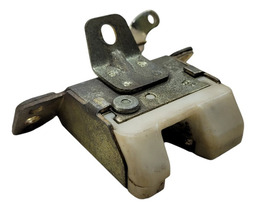 FECHADURA TAMPA TRAS CORSA WIND 2/4 PORTAS WAGON 1995 A 2004