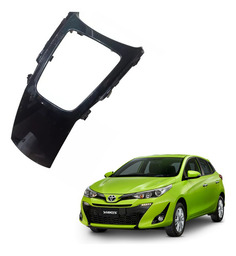 Moldura Central Console Câmbio Toyota Yaris 2019 588040d640