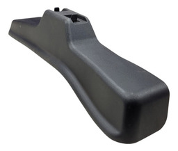 SOLEIRA INTERNA DIANTEIRA ESQUERDA YARIS 2018 ATÉ 2022 LEIA