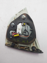 LANTERNA TRASEIRA ESQUERDA IX35 2010 A 2022 (MALA)