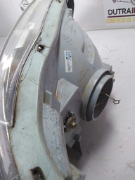 FAROL ESQUERDO HILUX 2006 2007 A 2011 PISCA CRISTAL