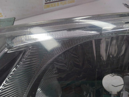 FAROL ESQUERDO HILUX 2006 2007 A 2011 PISCA CRISTAL