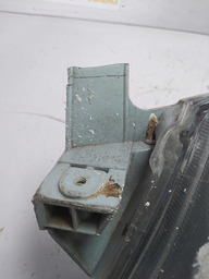 FAROL ESQUERDO HILUX 2006 2007 A 2011 PISCA CRISTAL