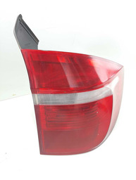 LANTERNA DIREITA ORIGINAL BMW X5 4.4 BITURBO 09 10 11 DETALH