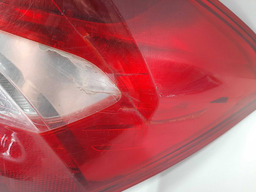 LANTERNA DIREITA KA SEDAN 2019 A 2021 J7BB13404FD TRINCADA 