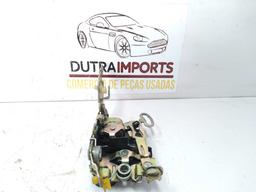 FECHADURA DIANTEIRA DIREITA CORSA 1995 A 2002 90451286