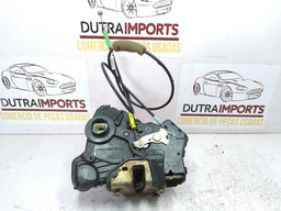 FECHADURA DIANTEIRA ESQUERDA TOYOTA HILUX SRV 2005 A 2010 