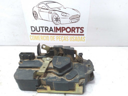FECHADURA MANUAL TRASEIRA DIREITA PEUGEOT 206 2007 A 2015