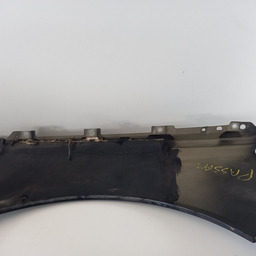 PARA LAMA ESQUERDO VOLKSWAGEN PASSAT 2006/2010 PEQ. DETALHE