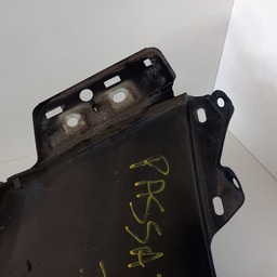 PARA LAMA DIREITO VOLKSWAGEN PASSAT 2006 A 2001 DETALHES