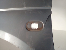 PARALAMA ESQUERDO SCENIC 2001 2002 A 2011 DETALHE 