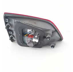 LANTEIRA DIREITA TAMPA TRASEIRA HB20 HATCH 2013 A 2018 