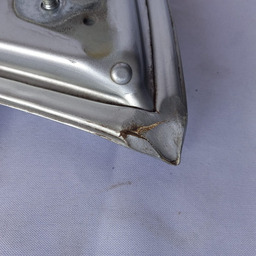 TAMPA TRASEIRA JETTA 2.5 2007 A 2010 DETALHE