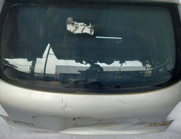 TAMPA TRASEIRA PEUGEOT 206 2001 2002 2003 A 2008 DETALHES