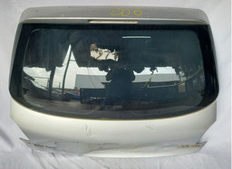 TAMPA TRASEIRA PEUGEOT 206 2001 2002 2003 A 2008 DETALHES