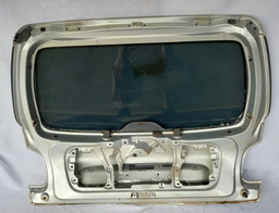 TAMPA TRASEIRA PEUGEOT 206 2001 2002 2003 A 2008 DETALHES