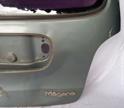 TAMPA TRASEIRA SCENIC 1998 1999 A 2011PEQ DETALHES 