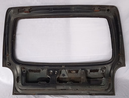 TAMPA TRASEIRA CORSA WIND 2P 1995 1996 A 2004 DETALHE  PEQ