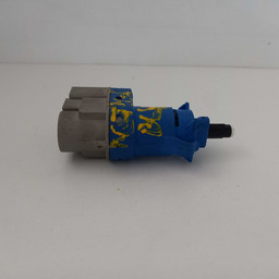 SENSOR PEDAL EMBREAGEM FORD KA 2013 A 2021 8T4T9G854AA