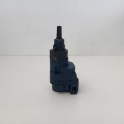 INTERRUPTOR PEDAL EMBREAGEM VOLKSWAGEN GOL 2009 A 2016